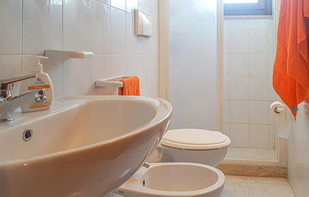 Awesome Apartment in Santa Maria al Bagno With 1 Bedrooms