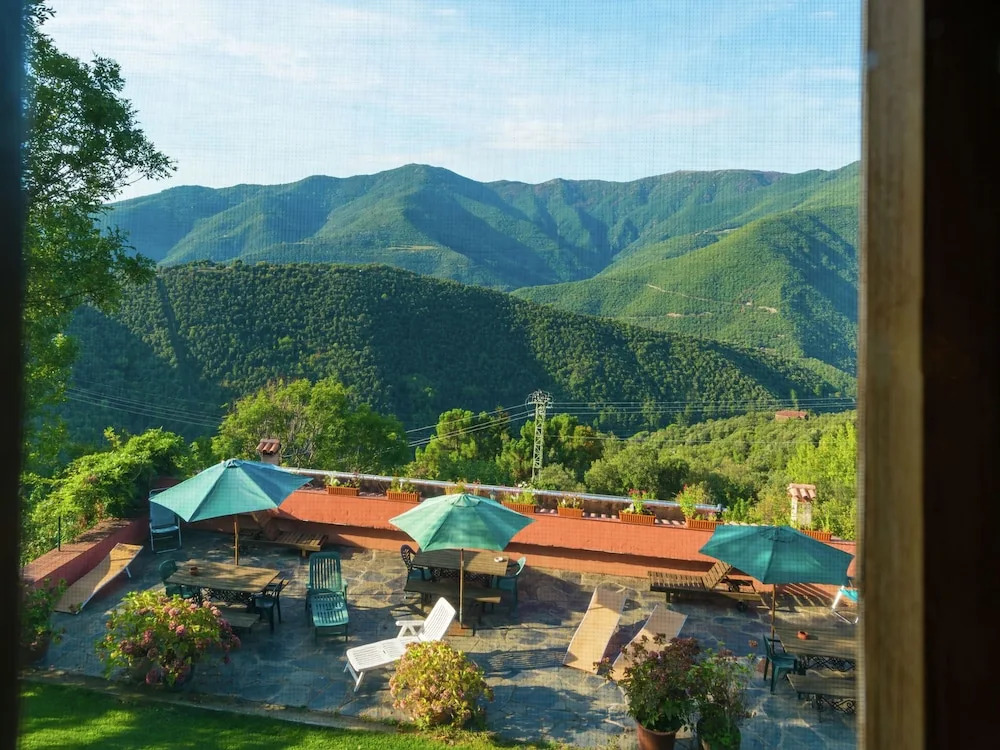 Authentic Country House With Swimming Pool in Nature Park Montseny