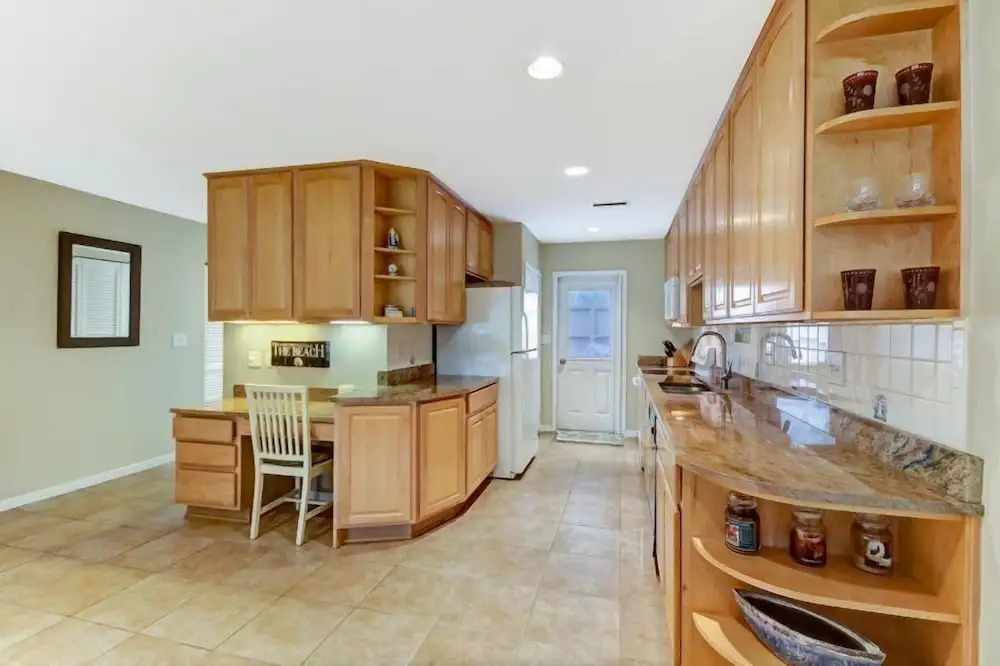 3308-fairway-oaks