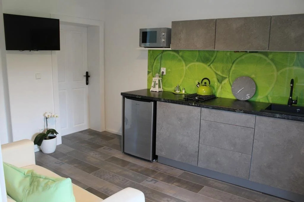 Jizerské hory, apartmány, zahrada, parkování zdarma