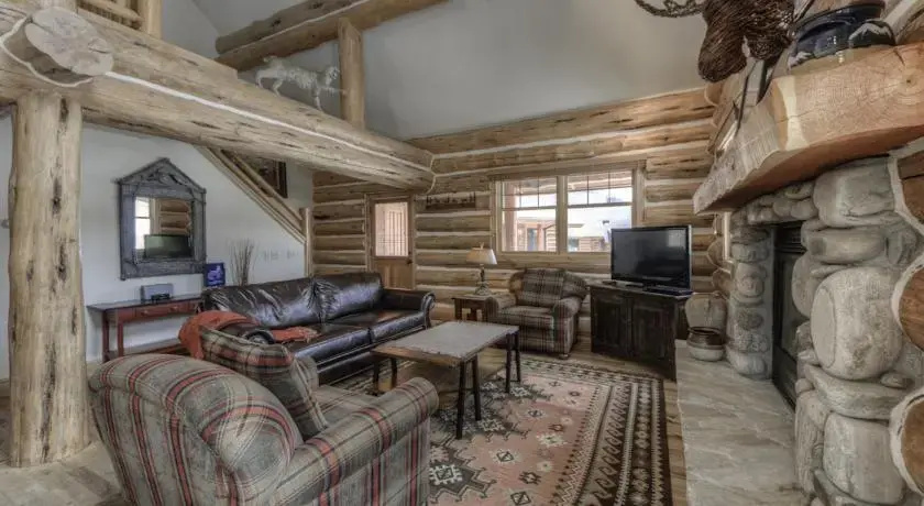 Powder Ridge Cabins by Big Sky Vacation Rentals