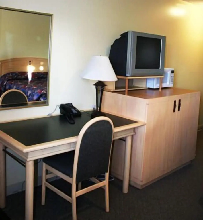 Woodland Motor Inn