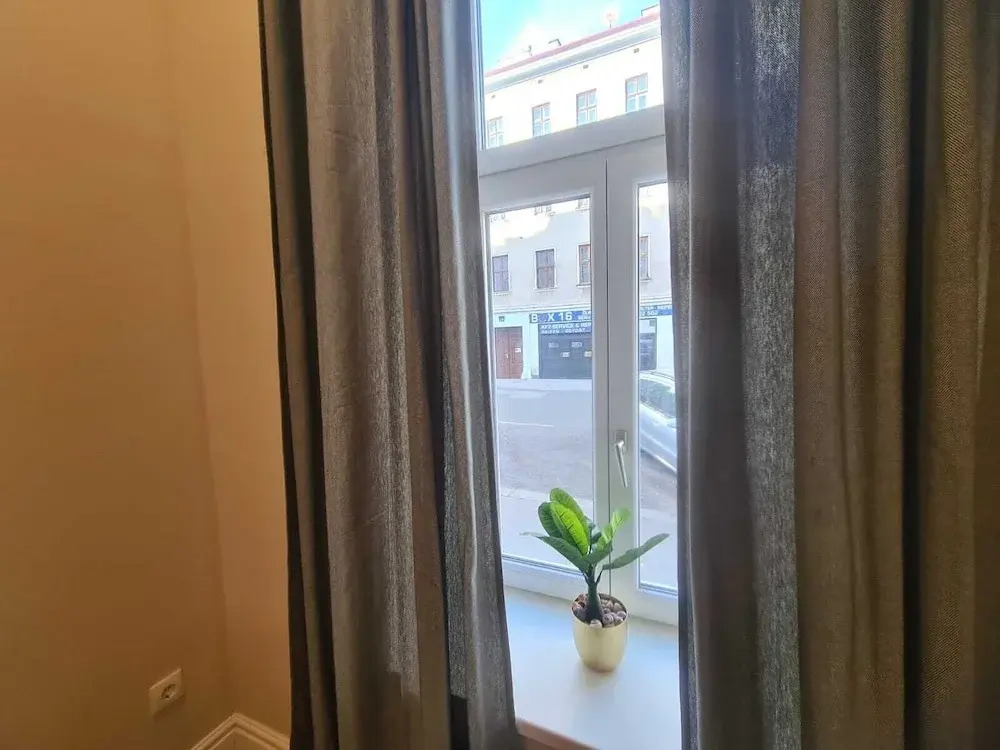 Smart Stay Near Stadthalle