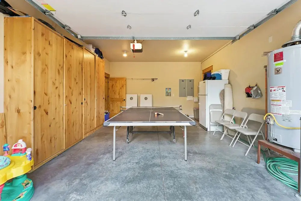Sunriver Hot Tub Stay With Game Room Near Sharc