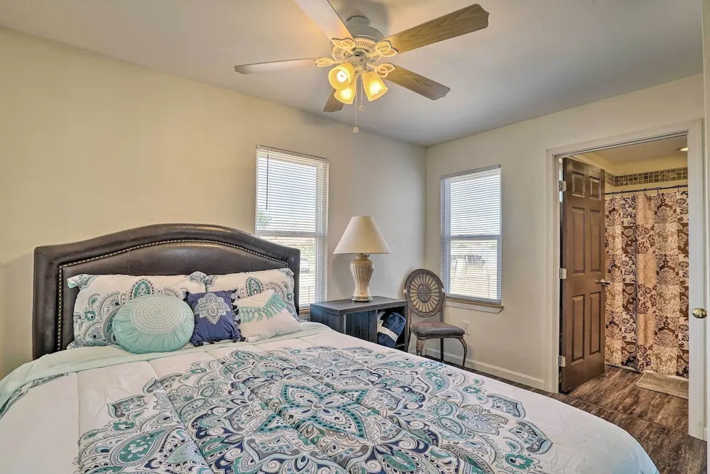 Pet-friendly Sierra Blanca Home in Downtown!