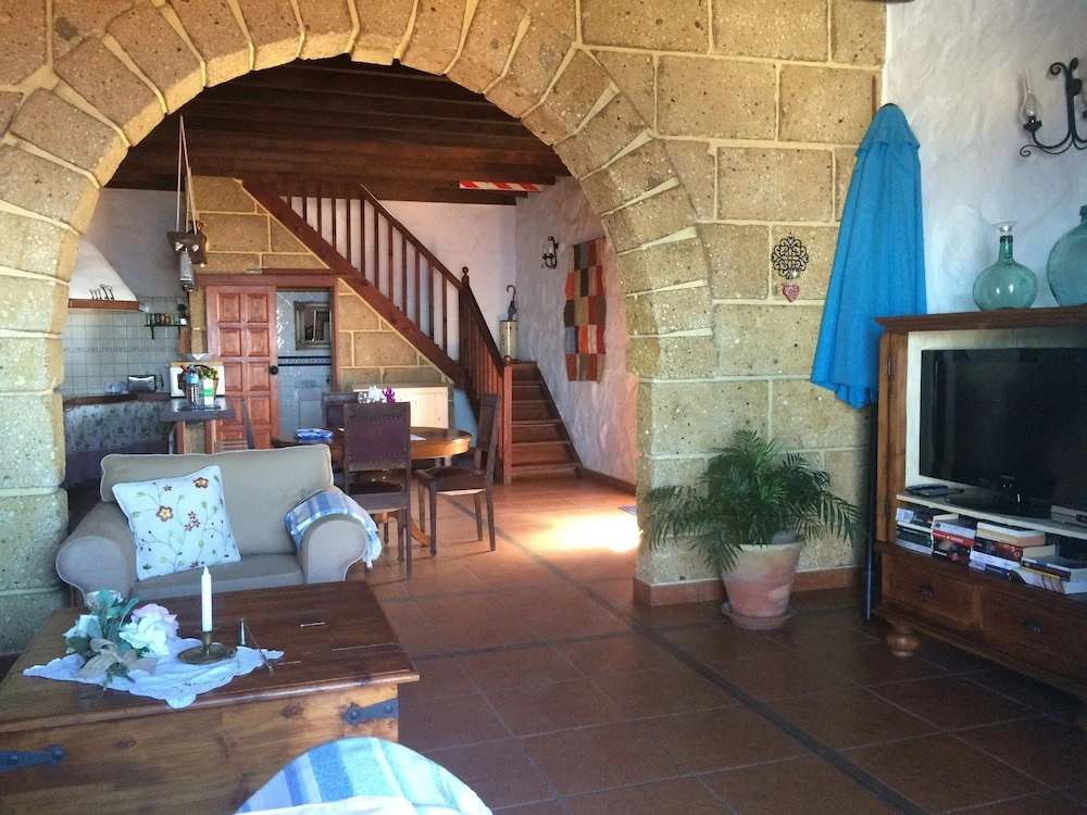 Casa Rural Tajona & Granero