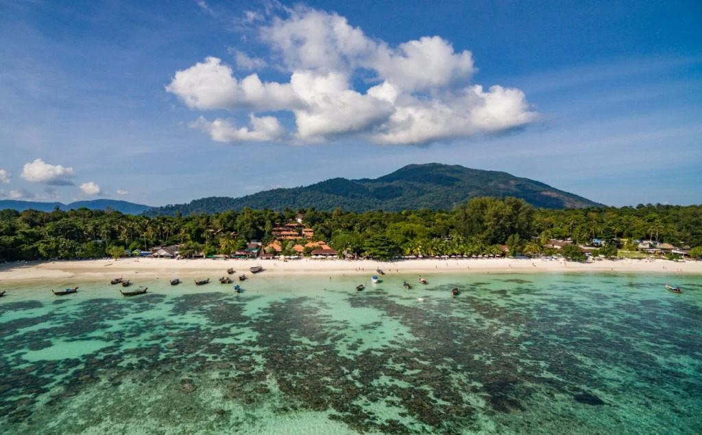 Forra Dive Resort Sunrise