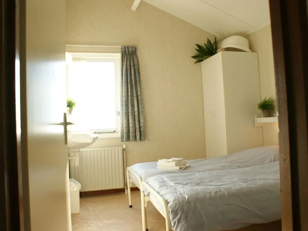 Detached Bungalow with Terrace near Small Beach