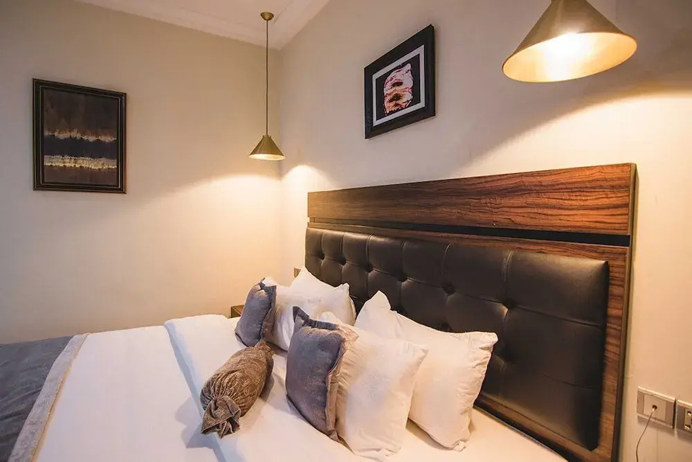 Loomzy Suites and Apartments