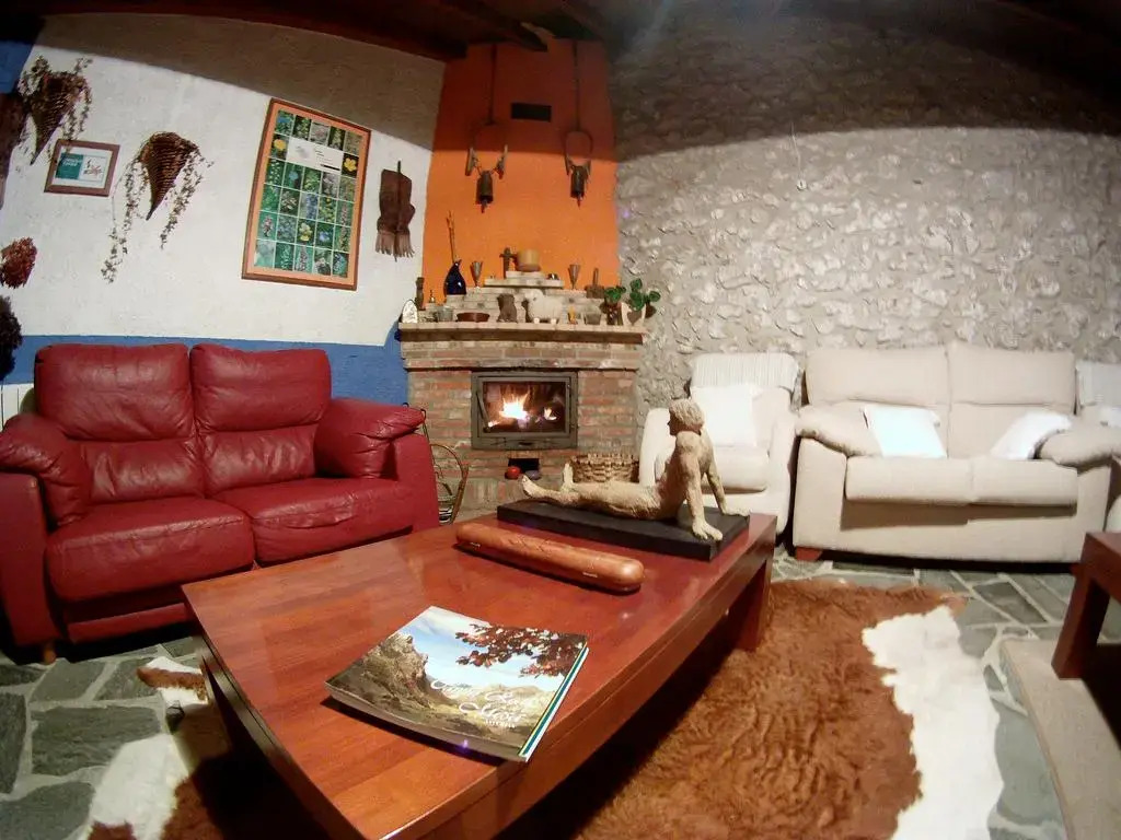 Hotel Rural Cuartamenteru