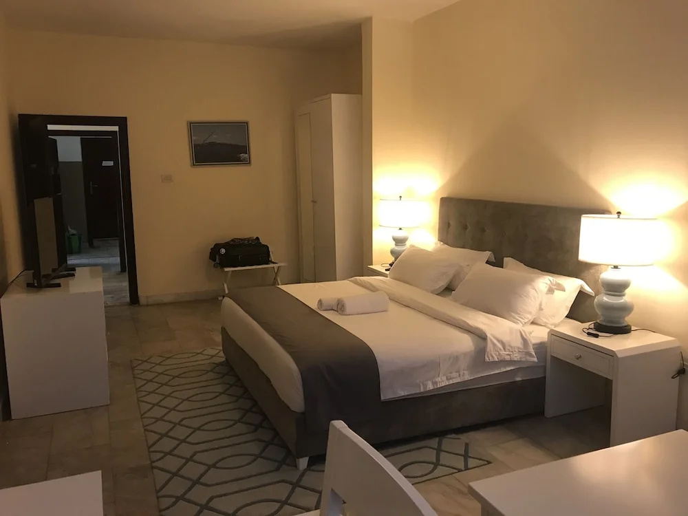 Sunset Inn Guest House