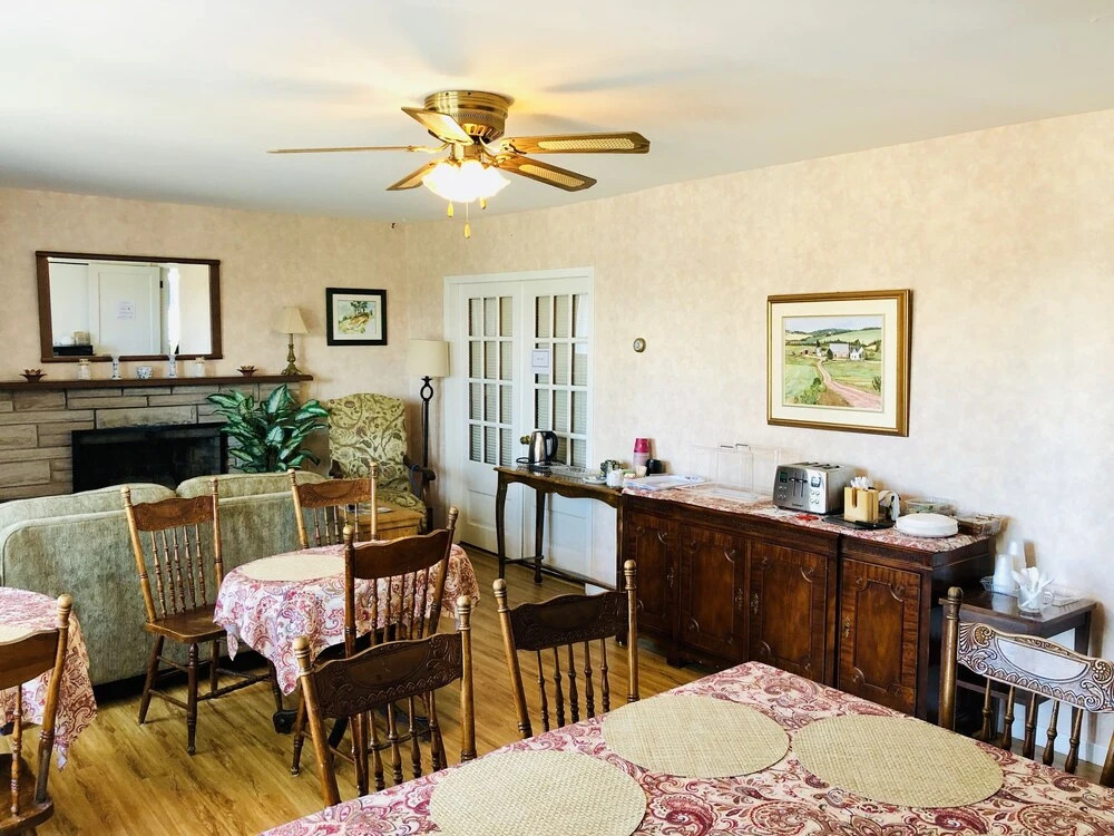 Anne Shirley Motel & Cottages