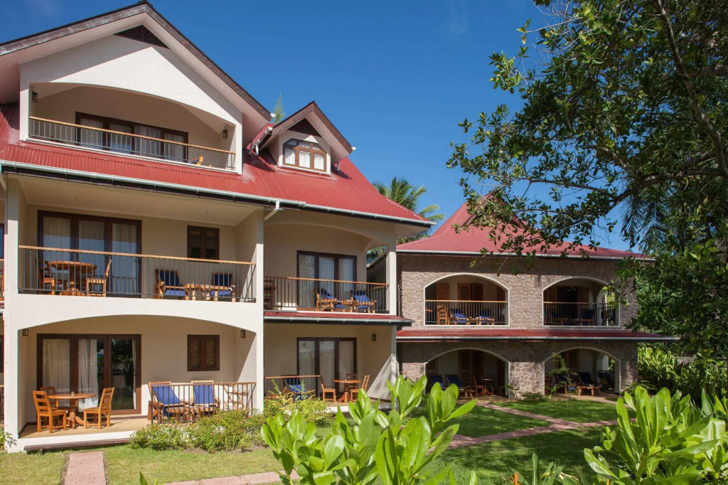 LHirondelle Self Catering Guest House