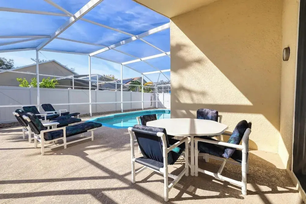 Sandra's Eagle Pointe Vacation Home