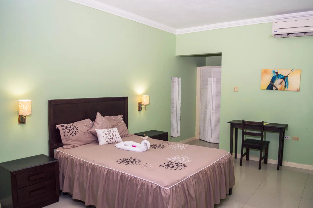 Donway, A Jamaican Style Village
