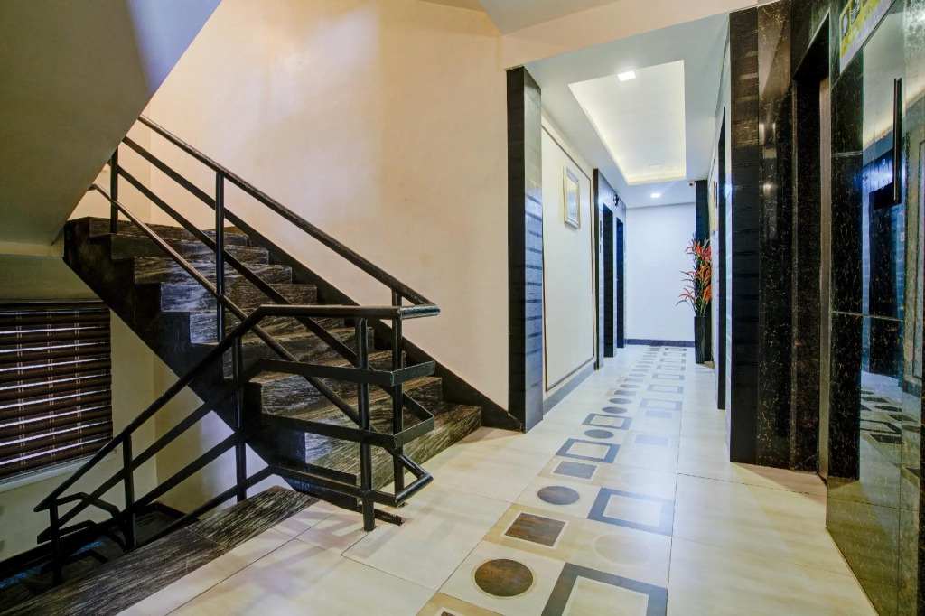 OYO 76908 Hotel South Avenue