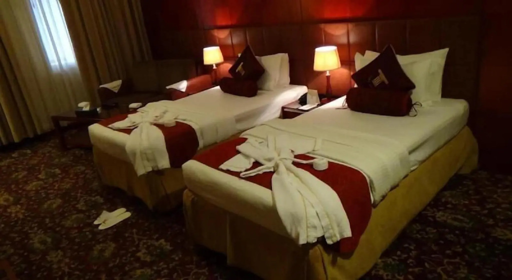 Отель Shaza Regency Plaza Al Madinah