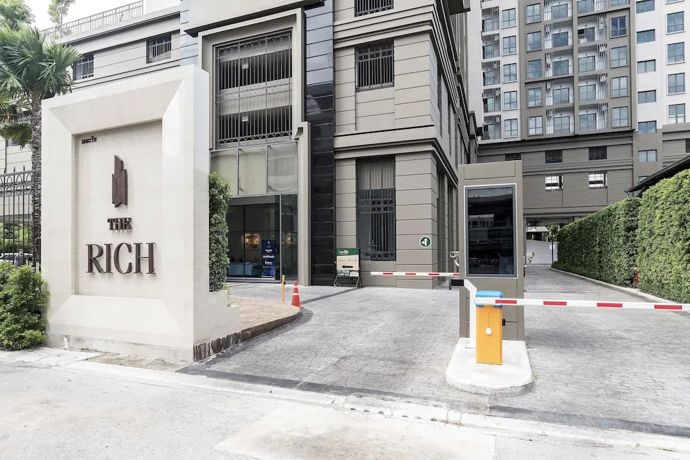 The Rich Condo By Favstay
