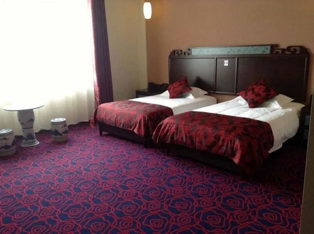 Yangshuo Xiangshan international hotel