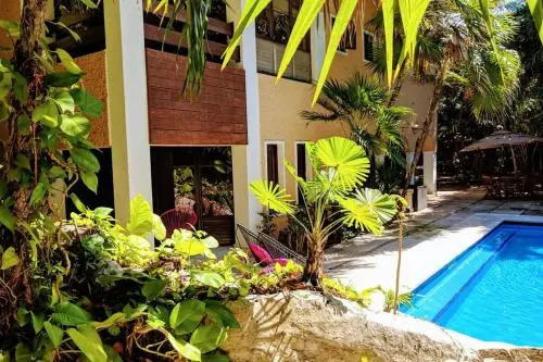 Steps to Ocean Huge Beach Villa Private Pool in Exclusive Fase 1 Playacar