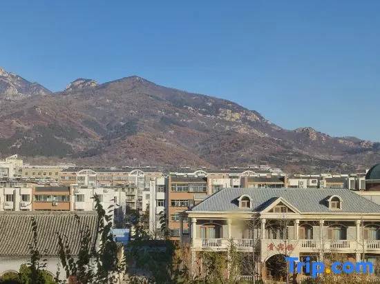 Dongdu Hotel
