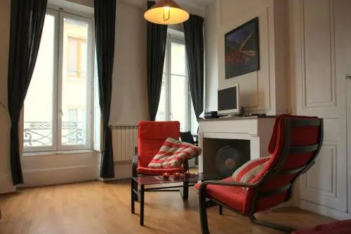 Le Sathonay - Majord'Home