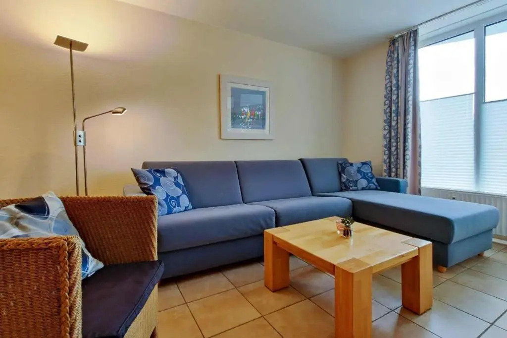Strandnahe-Ferienwohnung-102-mit-Westbalkon-Haus-Hohe-Worth-Duhnen