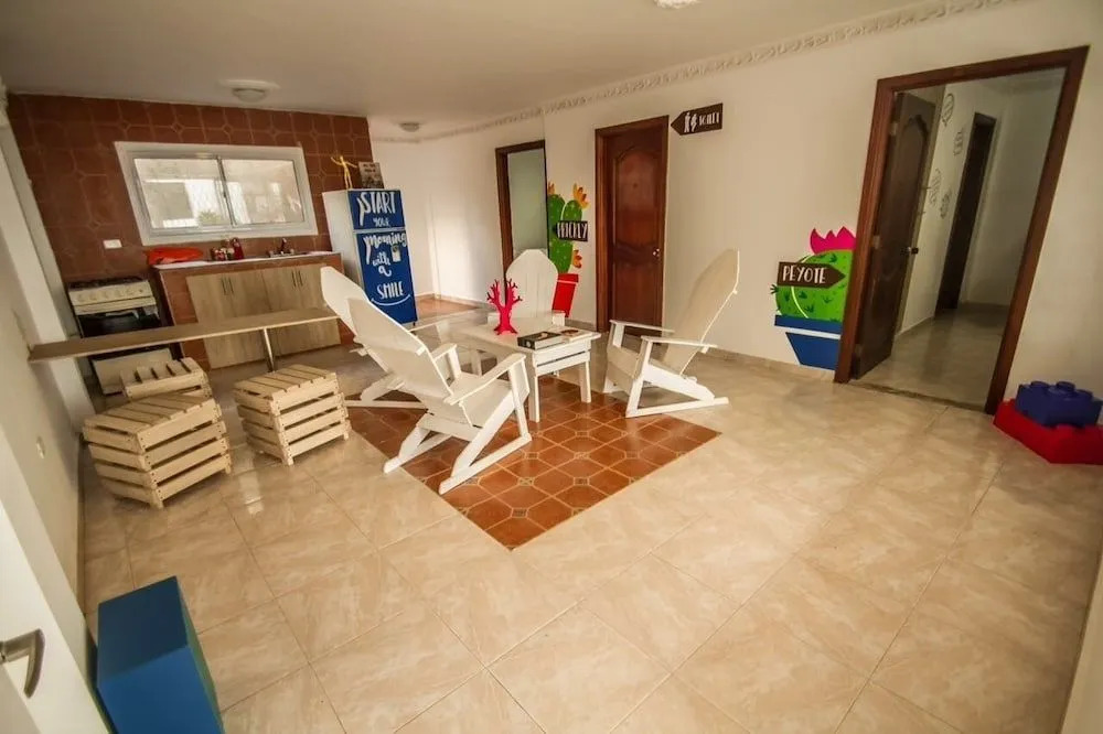 La Perla Hostel