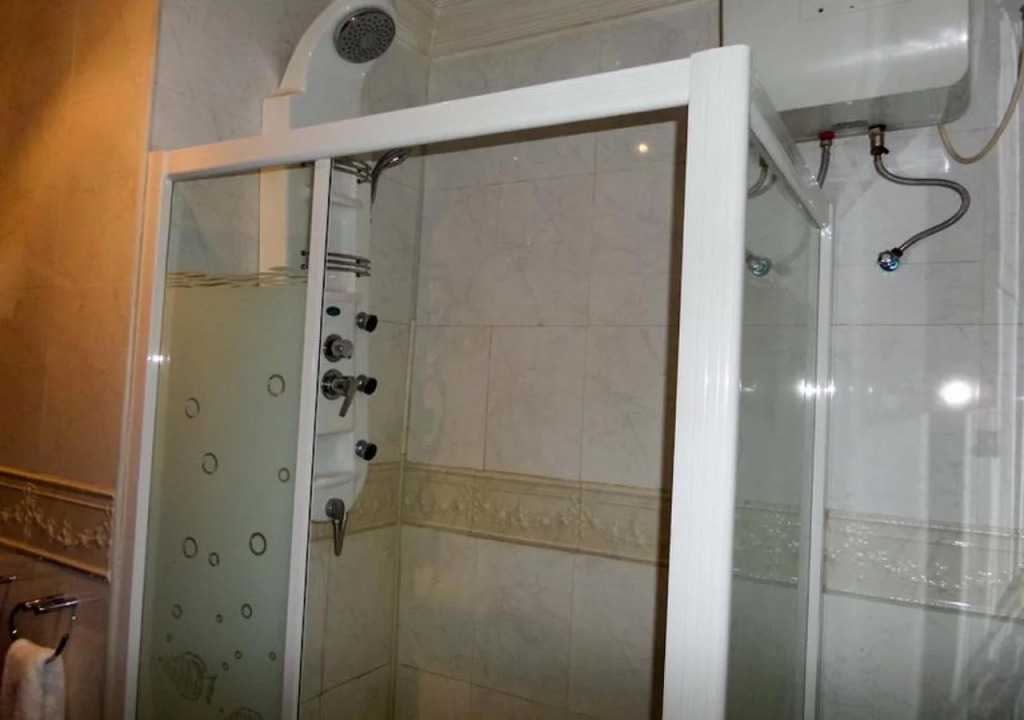 Manyxville Hotel & Suites