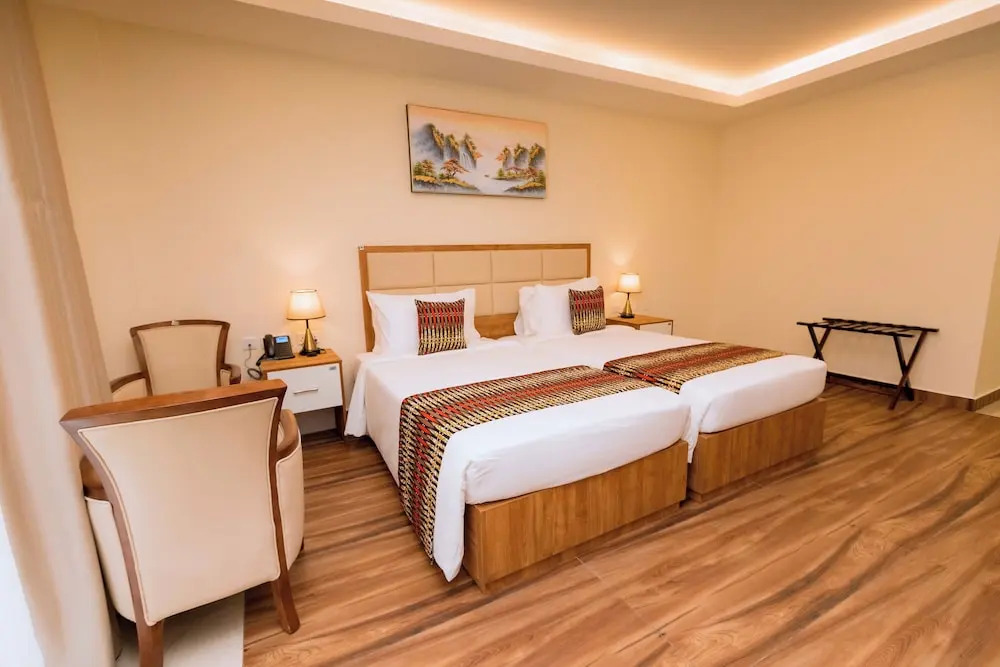 The Hut Restaurant & Boutique Hotel