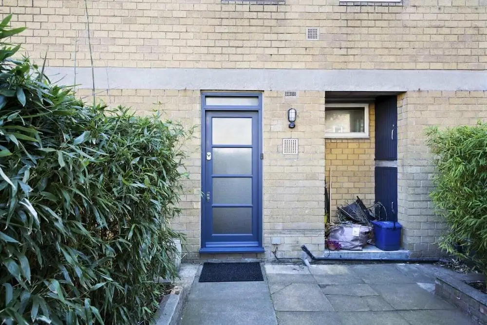 Stylish & Modern 2bed Apt, 5m to Overground