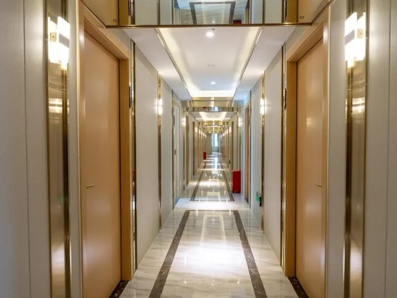 GreenTree Alliance Hotel Shenzhen Futian District Exhibition Center Jingtian Metro Station