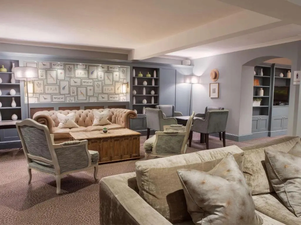 Sunday Box Hill Burford Bridge Hotel