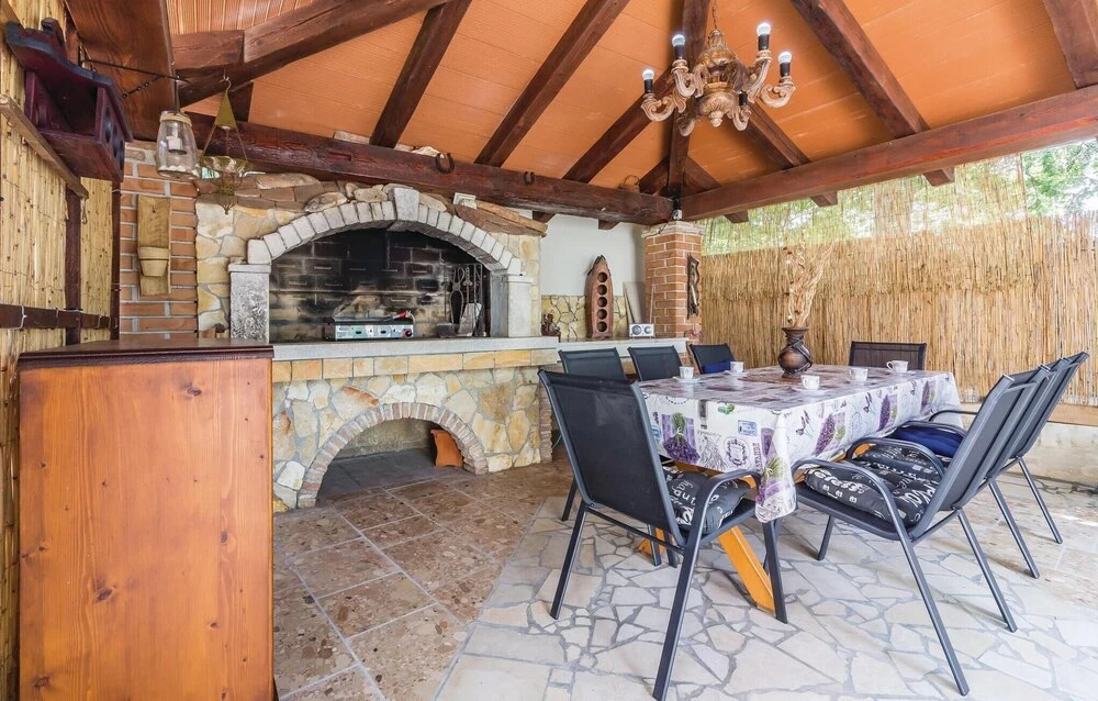 Two-Bedroom Holiday Home In Medulin