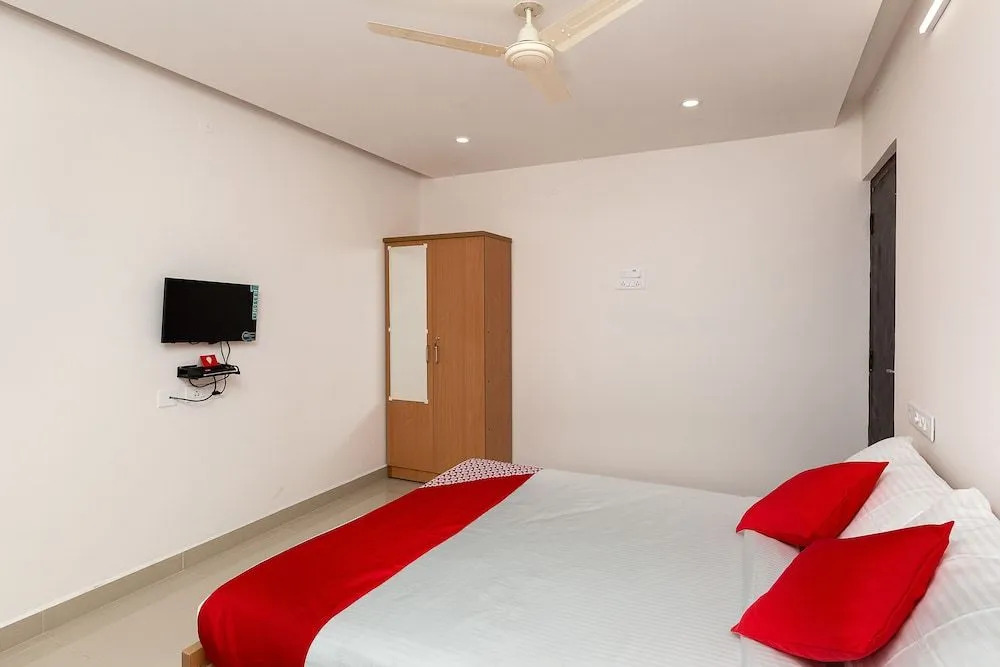 Hotel O Valasaravakkam Near Chandra Metro Mall