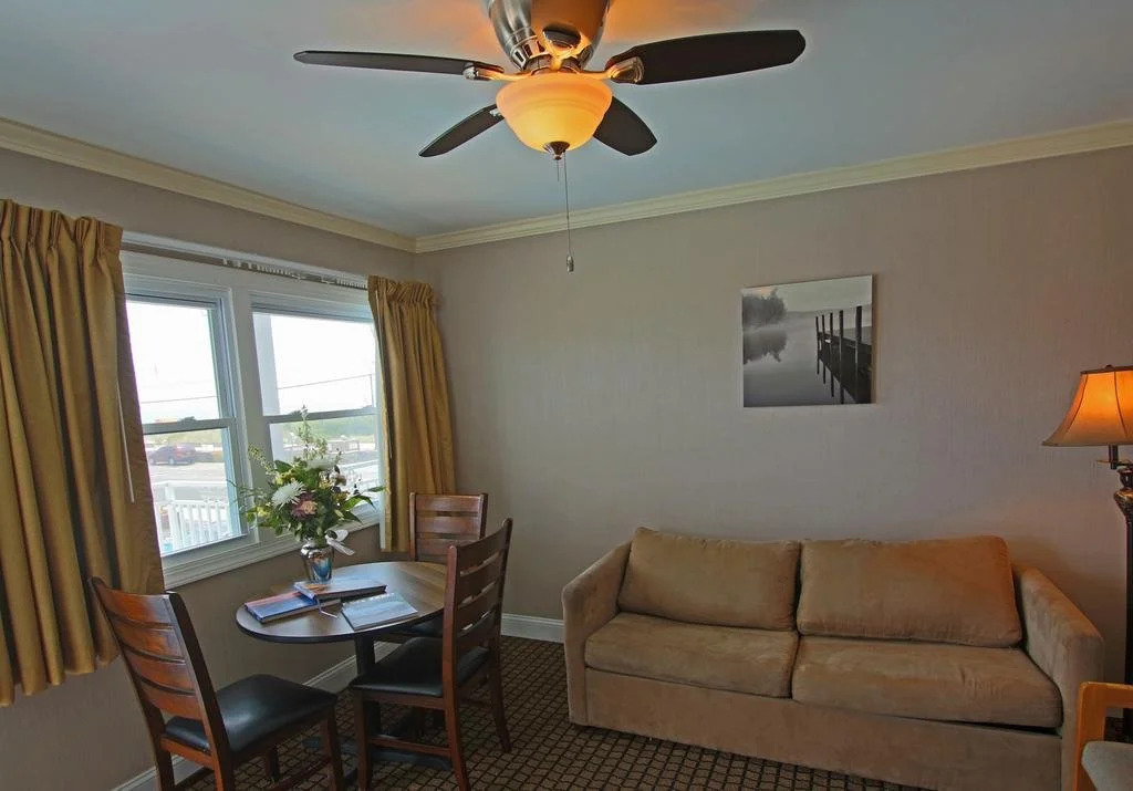 Colton Court Motor Inn