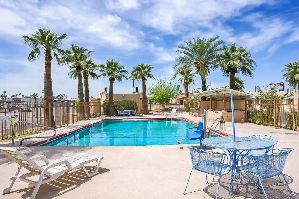 OYO Hotel Yuma AZ - I-8 US-95