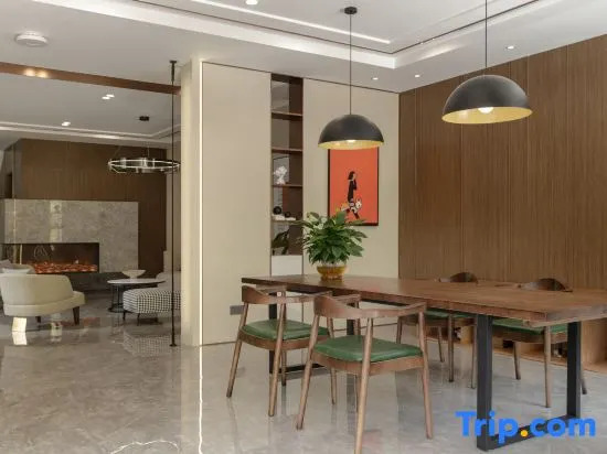Rongyue Xianju Emerald GreenWeir Homestay