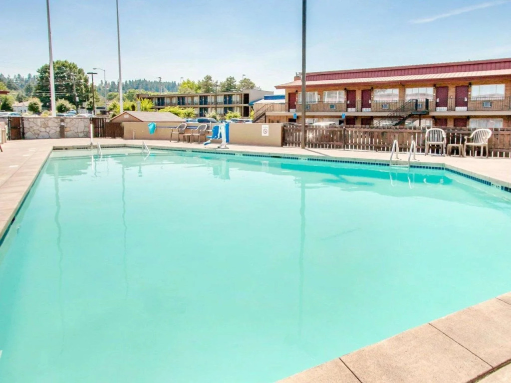 Quality Inn & Suites Portland Airport