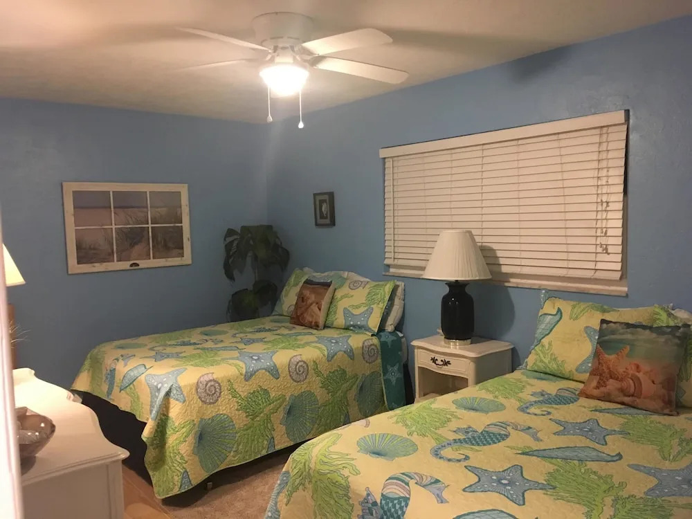 Jamaica Royale 102 - 2 Br Condo