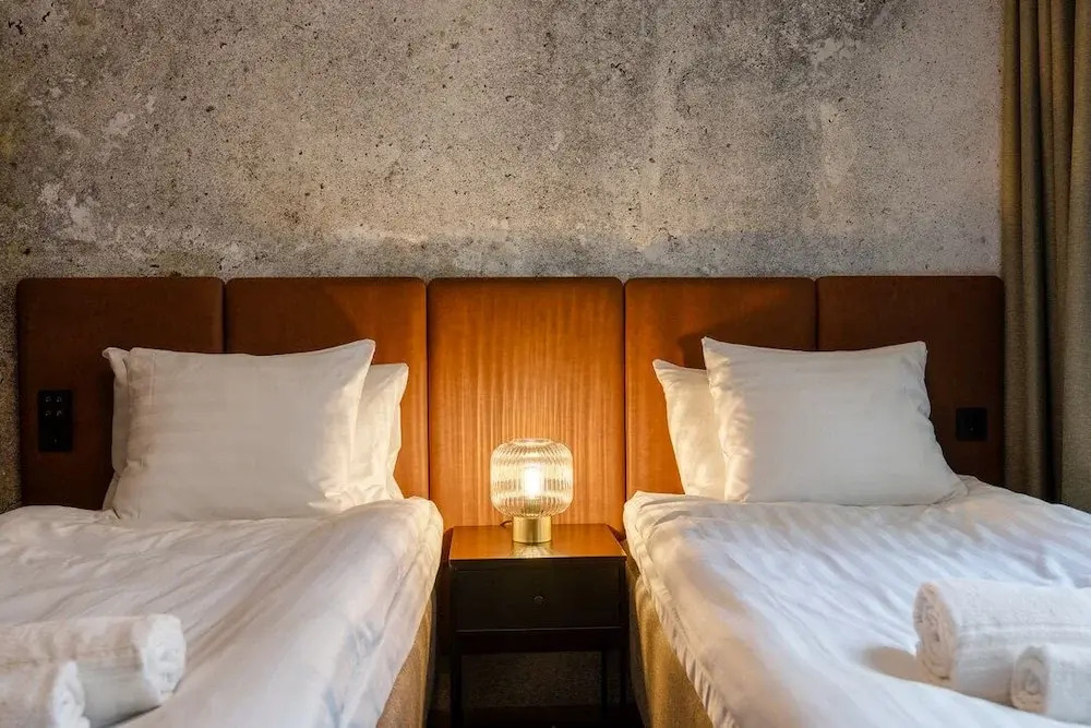 H28 - Hotel, Apartments and Suites by UHANDA