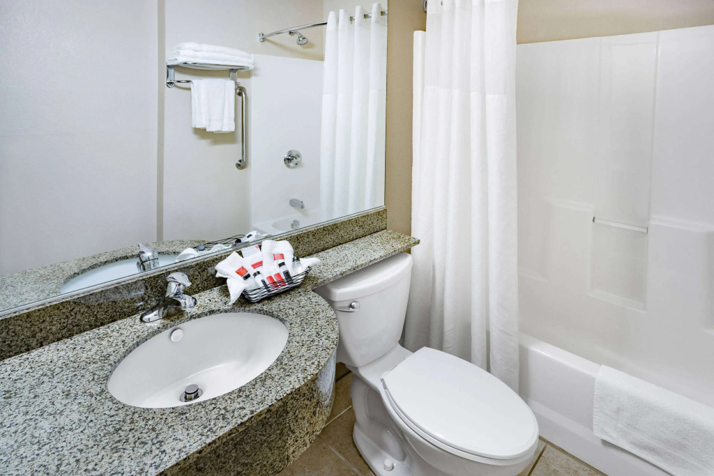 Microtel Inn & Suites by Wyndham Johnstown