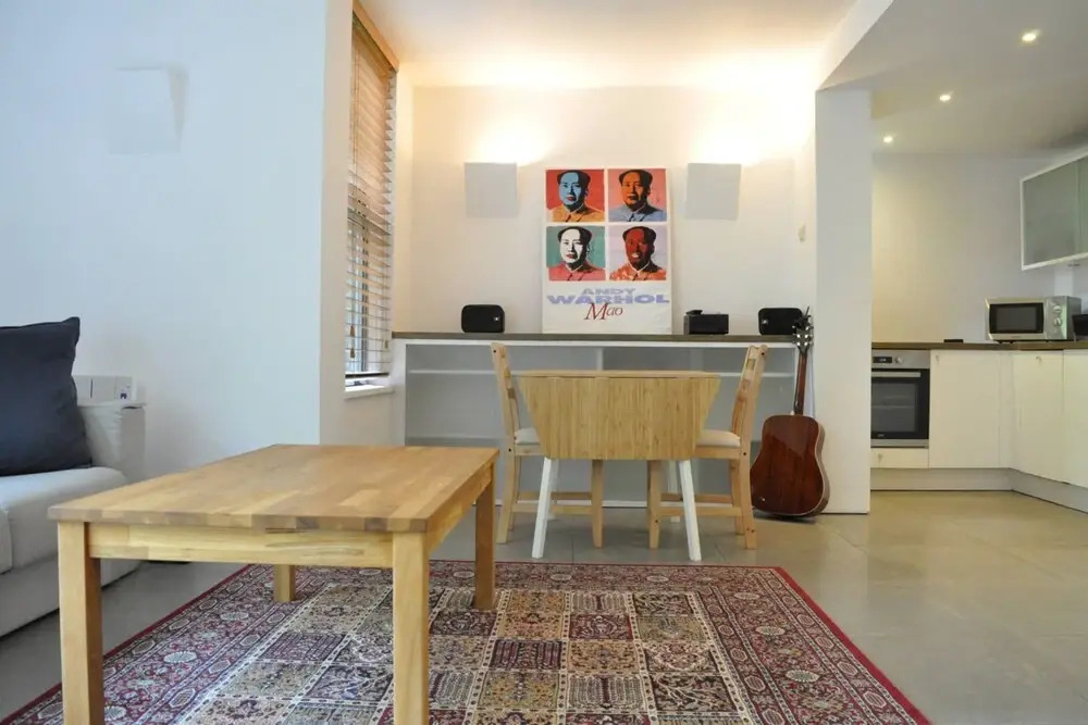 Fantastic 1 Bedroom Flat in Great Location