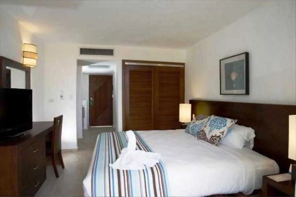 Grand Paradise Playa Dorada - All Inclusive