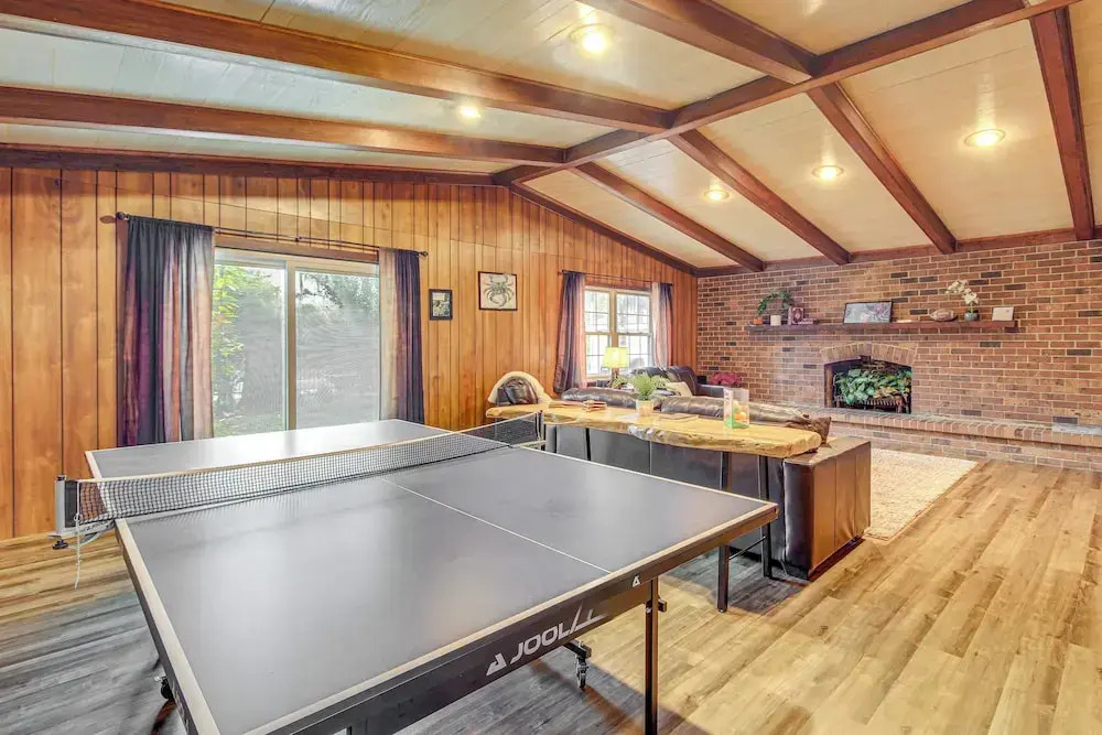 4 Mi to Savannah: Home w/ Gazebo & Seasonal Pool!