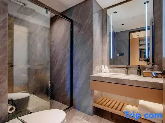 Yuxi Hotel (Xiaoshan Information Port Town Mingxing Road Subway Station)