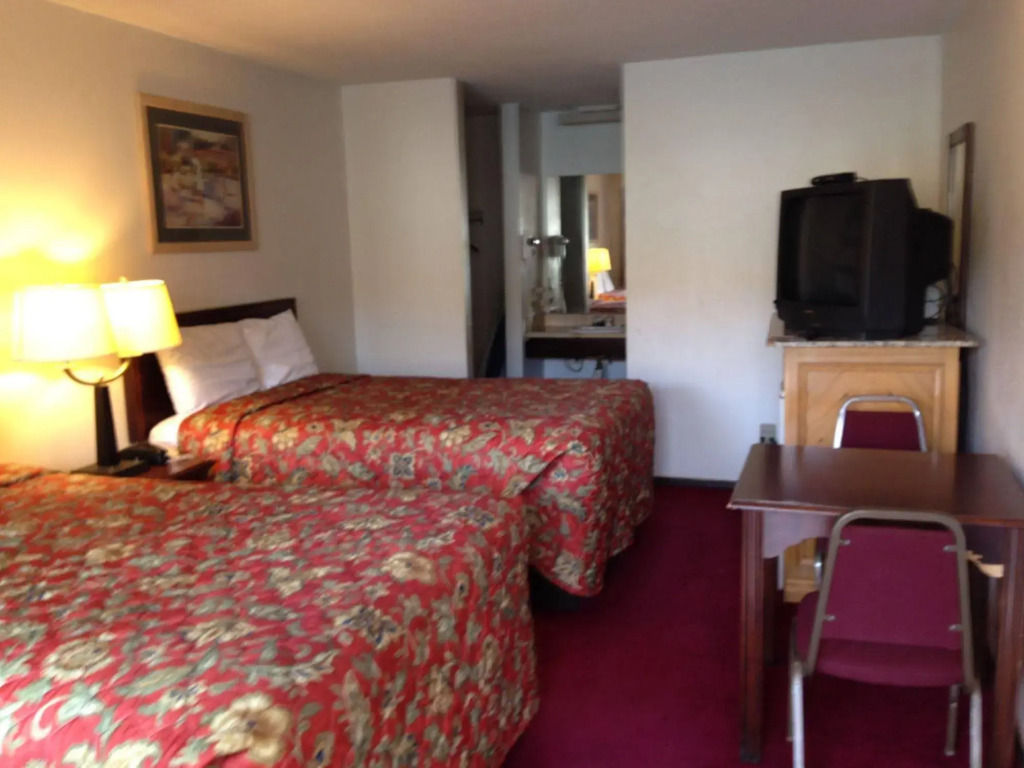 Hometown Inn and Suites Elk City