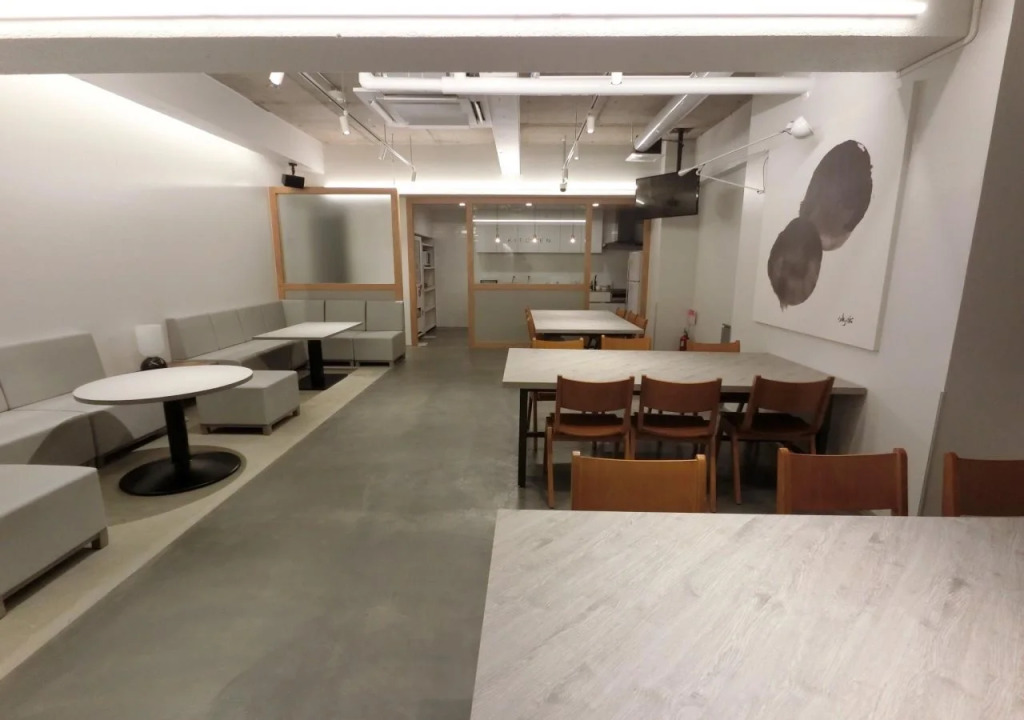 White Hostel Shinsaibashi
