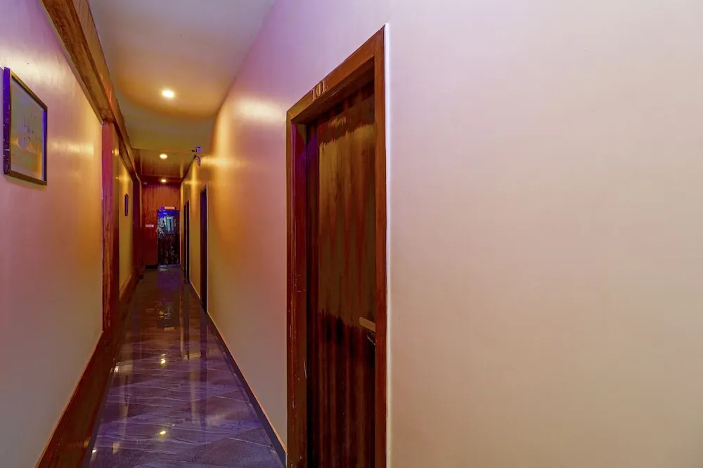 HOTEL SIGNATURE INN