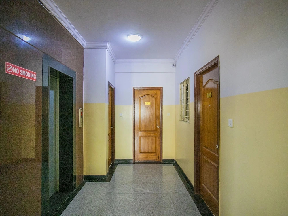 OYO 23360 White Bricks Inn